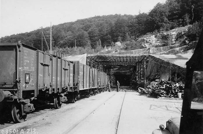 http://www.vn-parabellum.com/images/ger-mittelwerke-4.jpg