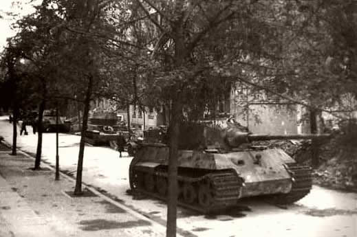 королевские тигры в берлине, 1945. SS-Panzer-Abteilung 503