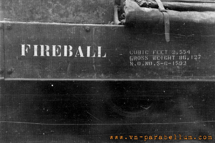 Першинг "Fireball" (Фаирбол) - надпись на борту танка