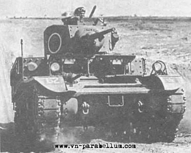 Танк М3 (Стюарт I) канадского бронетанковго полка в Великобритании, 1943.